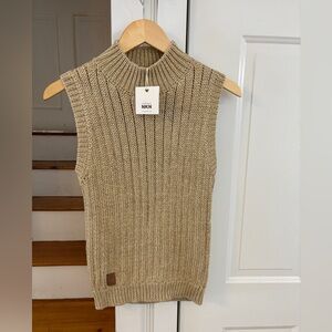 NKN Nekane Gold metallic sweater, sleeveless, open back Made in Spain M